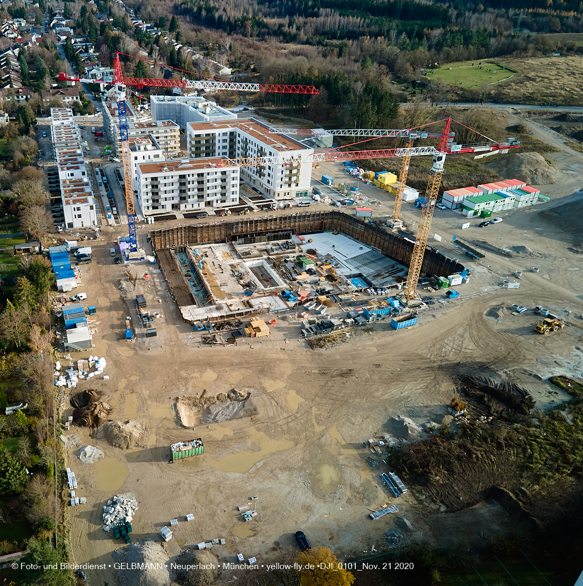 21.11.2020 - Piederstrorfer Gelände und Alexisquartier in Neuperlach in München 21.11.2020 - Piederstrorfer Gelände und Alexisquartier in Neuperlach in München